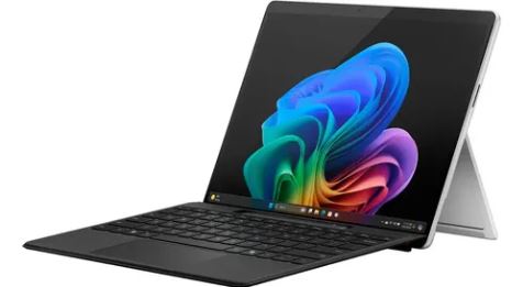 ZHX-00001 COMPUTADORA PORTATIL MICROSOFT COPILOT 13" SNAPDRAGON X PLUS 16 GB MEMORY 256 SSD
