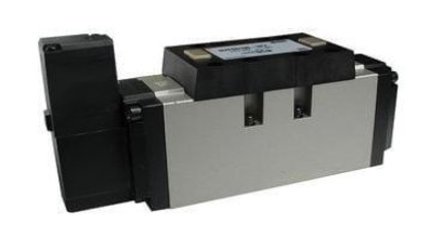 VALVULA SOLENOIDE SENTADA 5 PUERTOS CON SUPRESOR DE TENSION 1/2, .01 - 1 MPA, 4 VIAS 2 POSICIONES